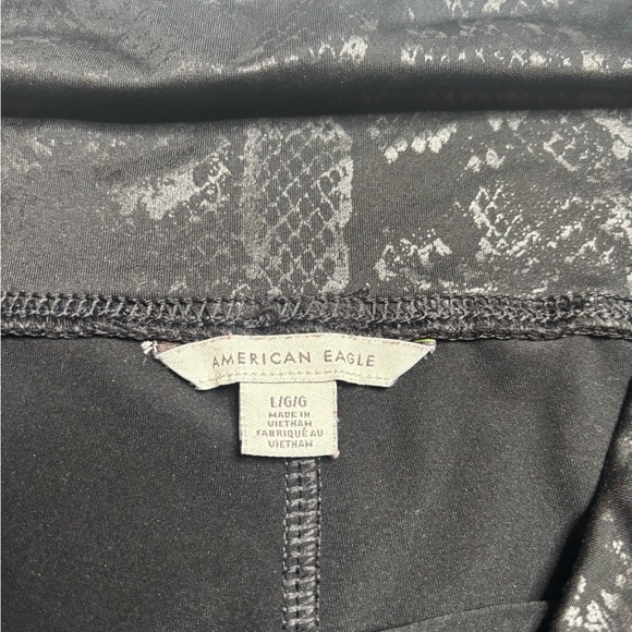 American Eagle Outfitters Black Snakeskin Leggings - Picture 3 of 3